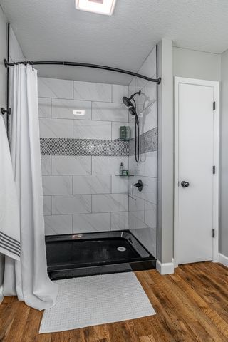 76 Parkview Drive, Eldridge, IA 52748