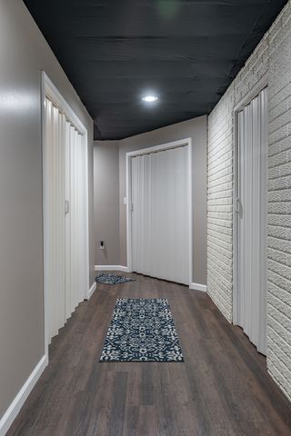 76 Parkview Drive, Eldridge, IA 52748