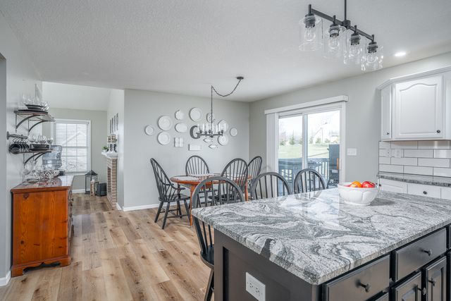 76 Parkview Drive, Eldridge, IA 52748