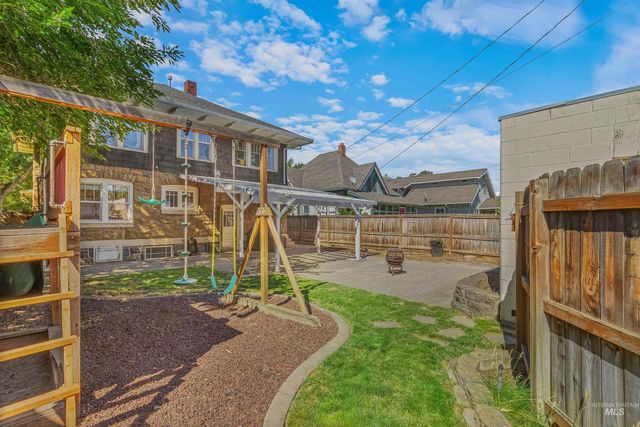 624 6th Avenue, Lewiston, ID 83501