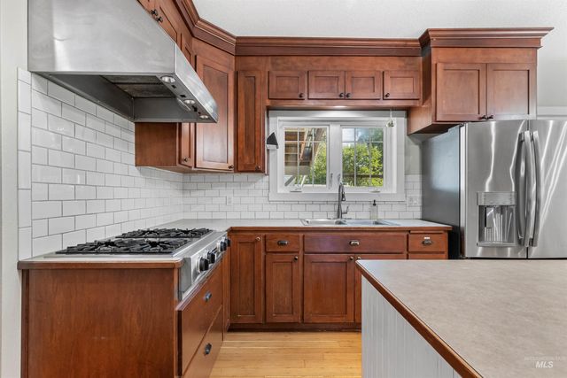 624 6th Avenue, Lewiston, ID 83501