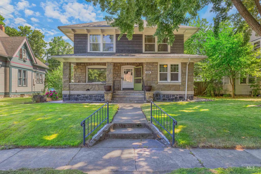 624 6th Avenue, Lewiston, ID 83501