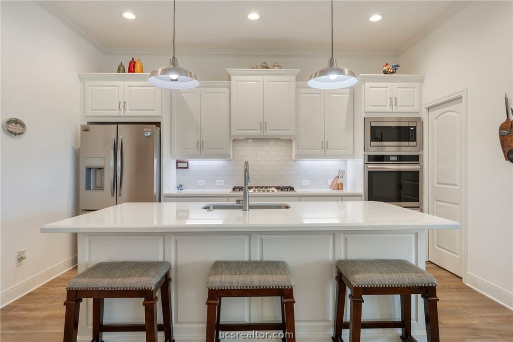 3500 Abingdon Cove Cove, Bryan, TX 77808 — photo 4
