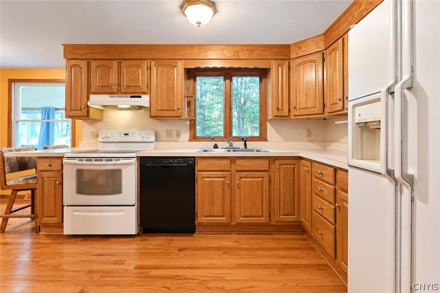 315 Helfer Lane, Manlius, NY 13116
