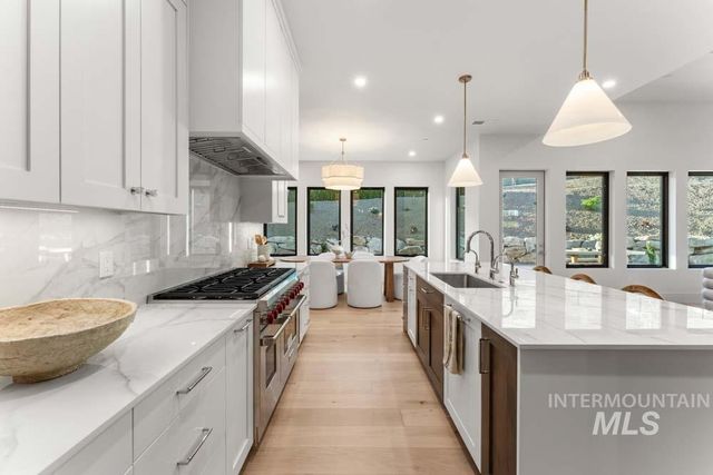 3750 E Barber Drive, Boise, ID 83716