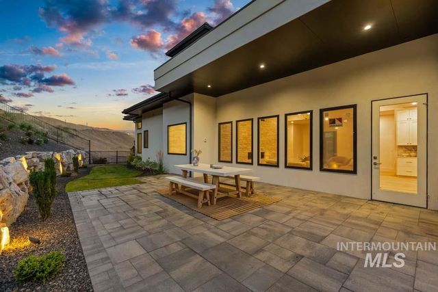 3750 E Barber Drive, Boise, ID 83716