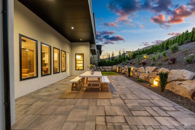 3750 E Barber Drive, Boise, ID 83716