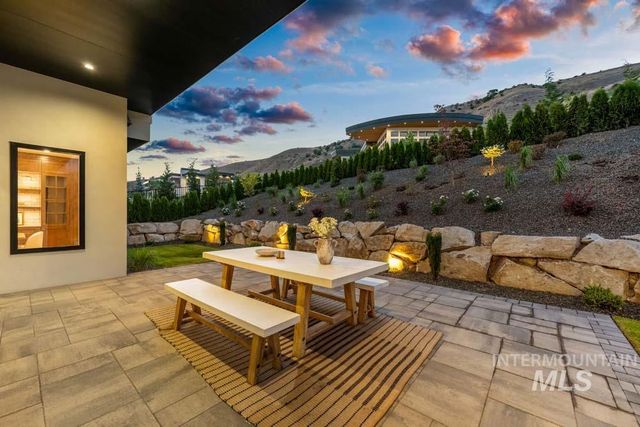 3750 E Barber Drive, Boise, ID 83716