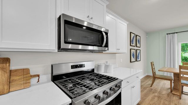350 Willow Run Drive, Summerville, SC 29486