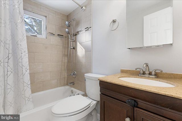 43 IOWANA AVE, Ewing, NJ 08638