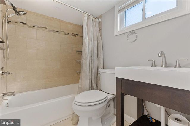 43 IOWANA AVE, Ewing, NJ 08638