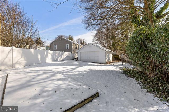 43 IOWANA AVE, Ewing, NJ 08638