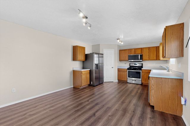 5609 MESA RIDGE Road NW, Albuquerque, NM 87114