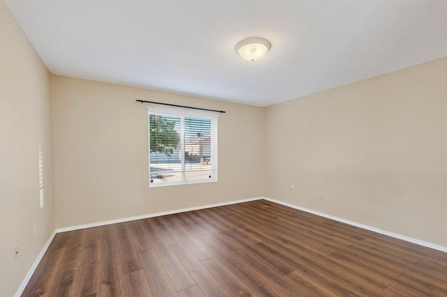 5609 MESA RIDGE Road NW, Albuquerque, NM 87114