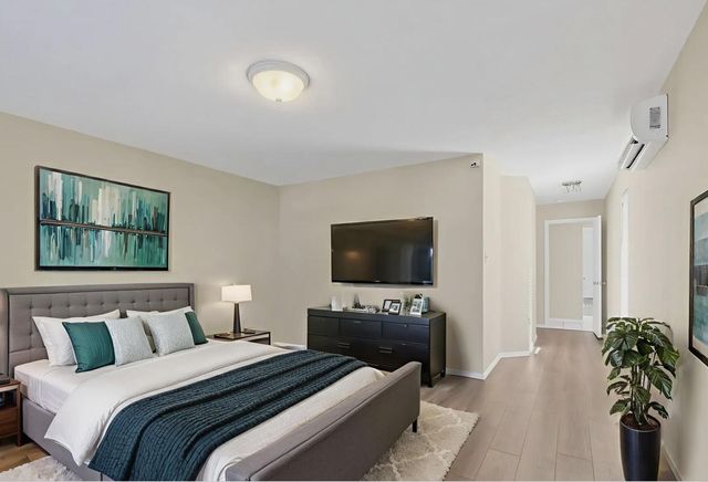 5609 MESA RIDGE Road NW, Albuquerque, NM 87114