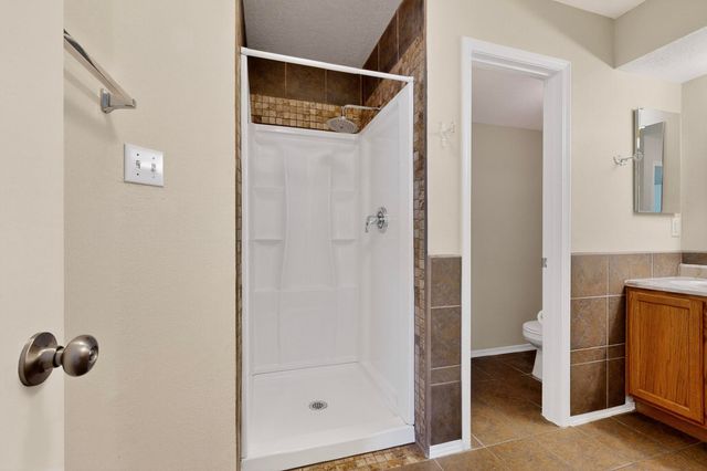 5609 MESA RIDGE Road NW, Albuquerque, NM 87114