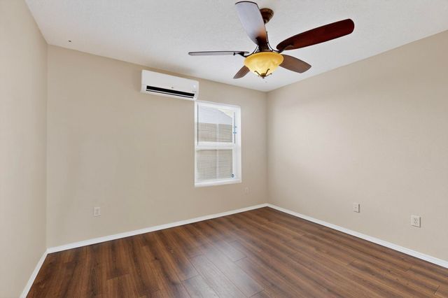 5609 MESA RIDGE Road NW, Albuquerque, NM 87114