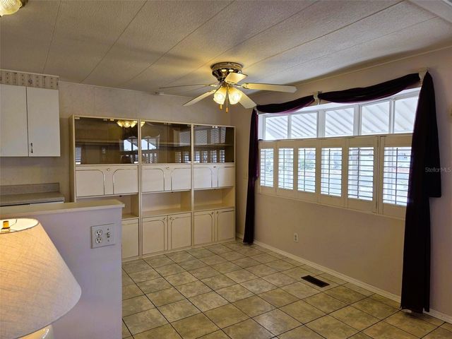 302 OAKWOOD BOULEVARD W, Sarasota, FL 34237