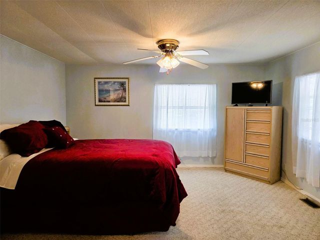 302 OAKWOOD BOULEVARD W, Sarasota, FL 34237