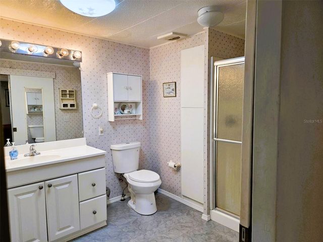 302 OAKWOOD BOULEVARD W, Sarasota, FL 34237