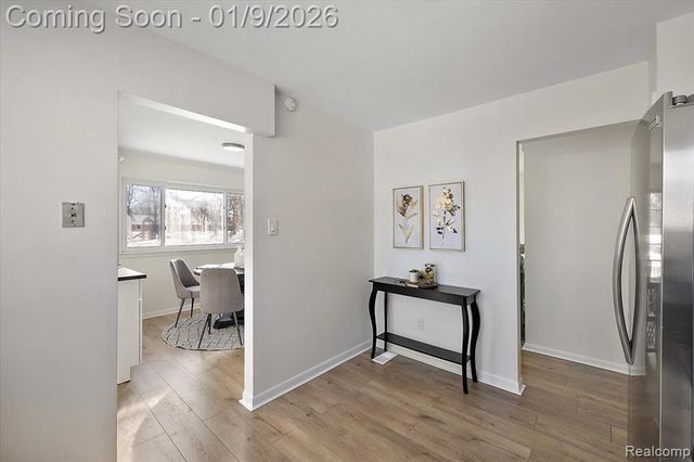 9848 Milburn Street, Livonia, MI 48150