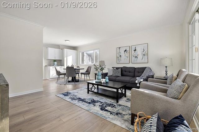 9848 Milburn Street, Livonia, MI 48150