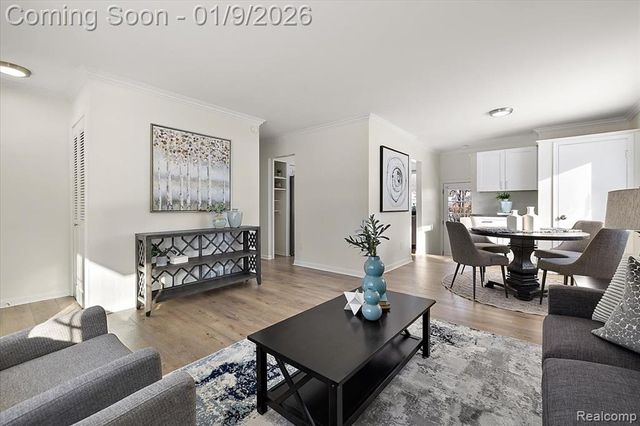 9848 Milburn Street, Livonia, MI 48150