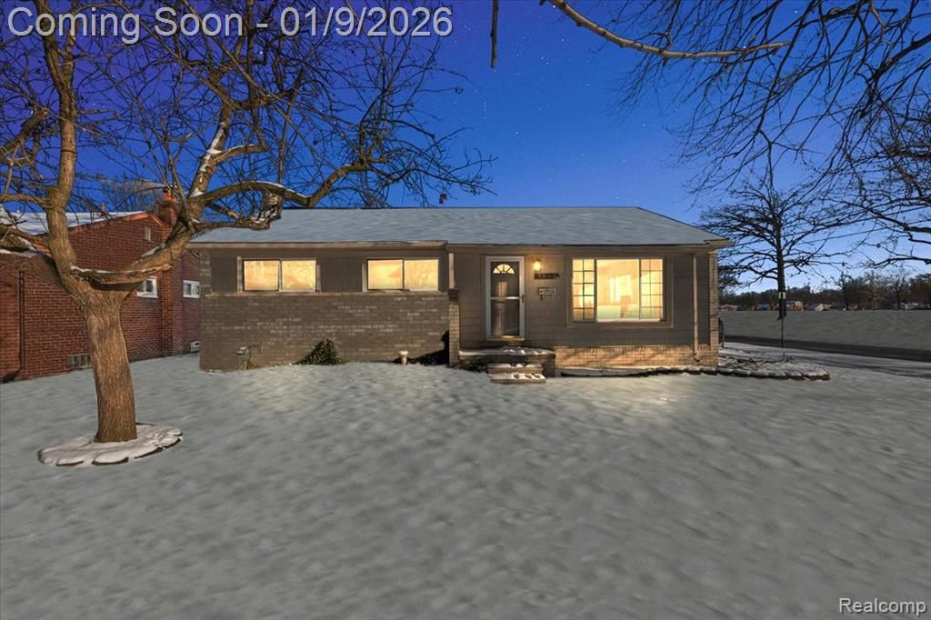 9848 Milburn Street, Livonia, MI 48150