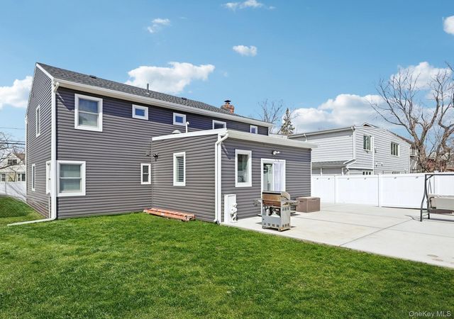 1361 Kew Avenue, Hewlett, NY 11557