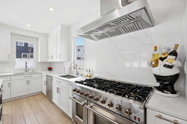 1361 Kew Avenue, Hewlett, NY 11557