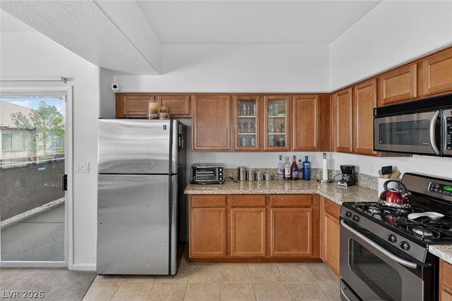 10245 King Henry Avenue 102, Las Vegas, NV 89144