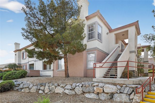 10245 King Henry Avenue 102, Las Vegas, NV 89144