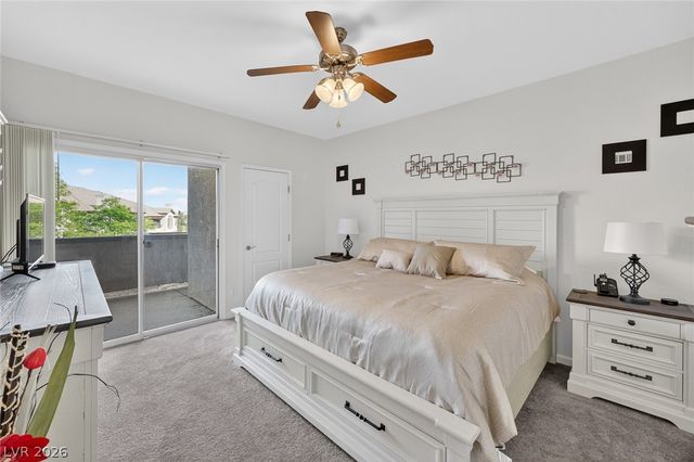 10245 King Henry Avenue 102, Las Vegas, NV 89144