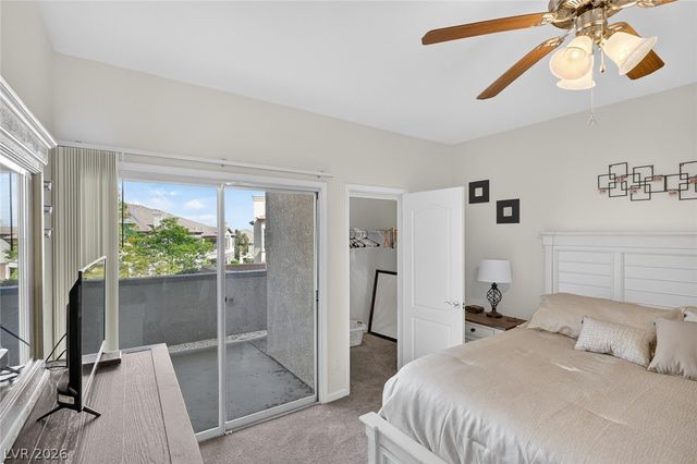 10245 King Henry Avenue 102, Las Vegas, NV 89144