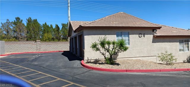 10245 King Henry Avenue 102, Las Vegas, NV 89144