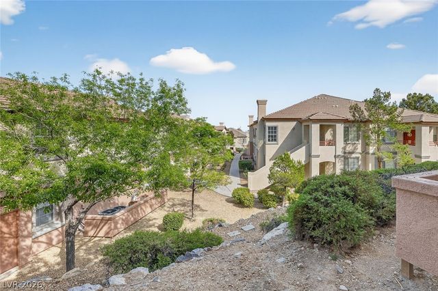 10245 King Henry Avenue 102, Las Vegas, NV 89144