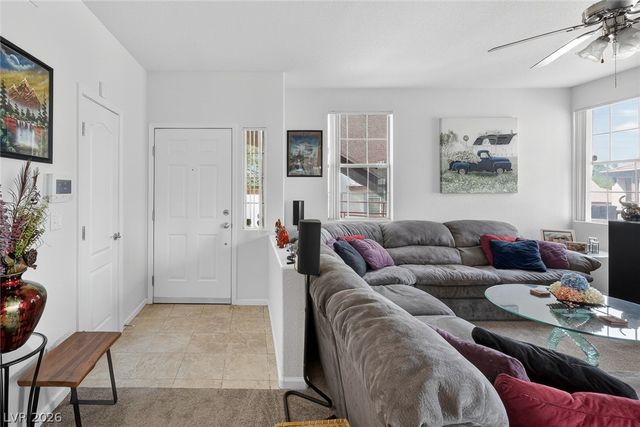 10245 King Henry Avenue 102, Las Vegas, NV 89144