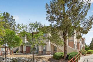 10245 King Henry Avenue 102, Las Vegas, NV 89144