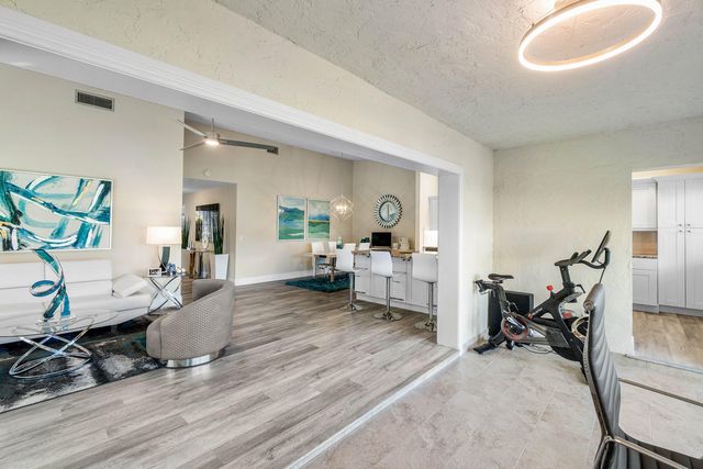 732 Lago Road, Delray Beach, FL 33445