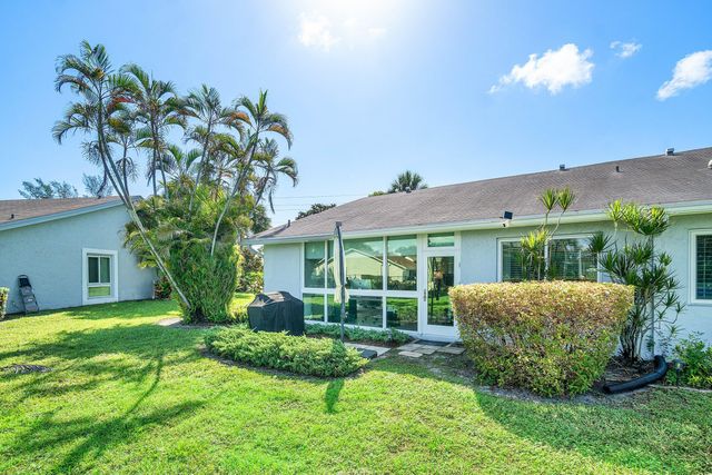 732 Lago Road, Delray Beach, FL 33445