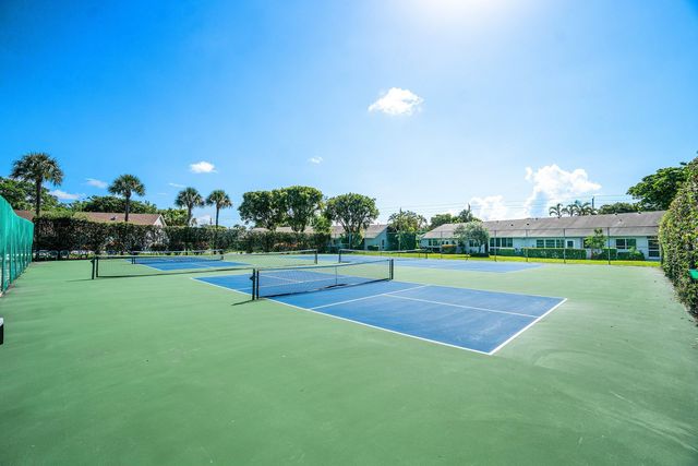 732 Lago Road, Delray Beach, FL 33445