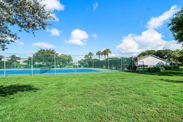 732 Lago Road, Delray Beach, FL 33445