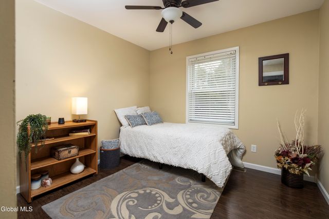 12 Pinewood Hollow Road, Queensbury, NY 12804