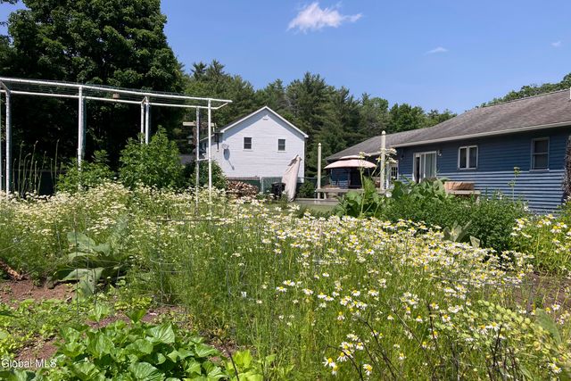 12 Pinewood Hollow Road, Queensbury, NY 12804