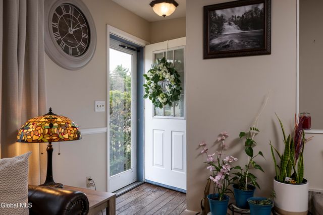 12 Pinewood Hollow Road, Queensbury, NY 12804