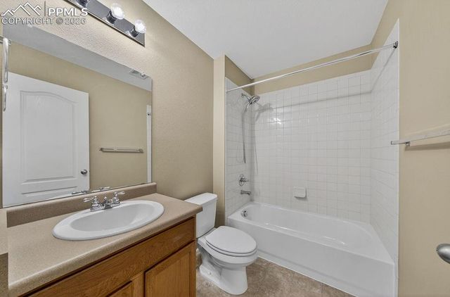 6677 Maple Stone Lane, Colorado Springs, CO 80927