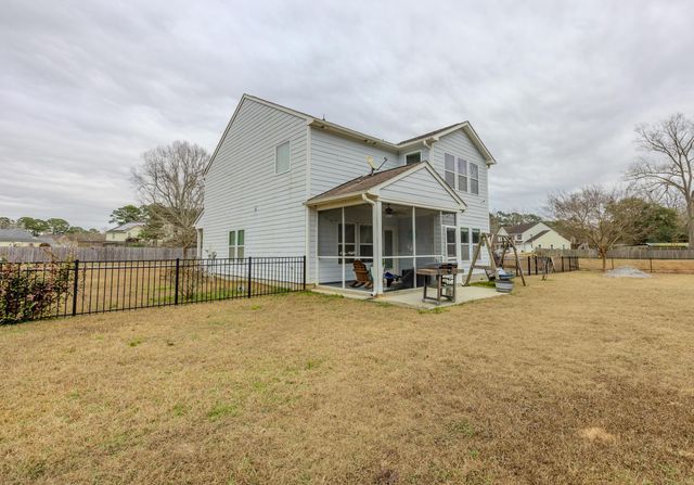 106 Scotland Drive, Summerville, SC 29483