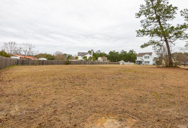 106 Scotland Drive, Summerville, SC 29483