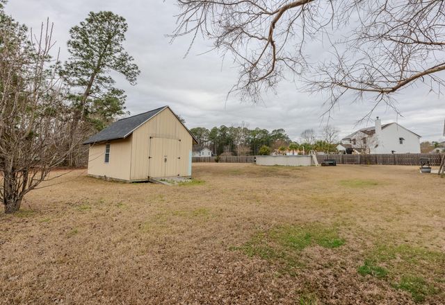 106 Scotland Drive, Summerville, SC 29483