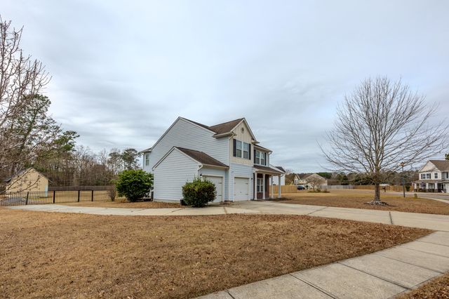 106 Scotland Drive, Summerville, SC 29483